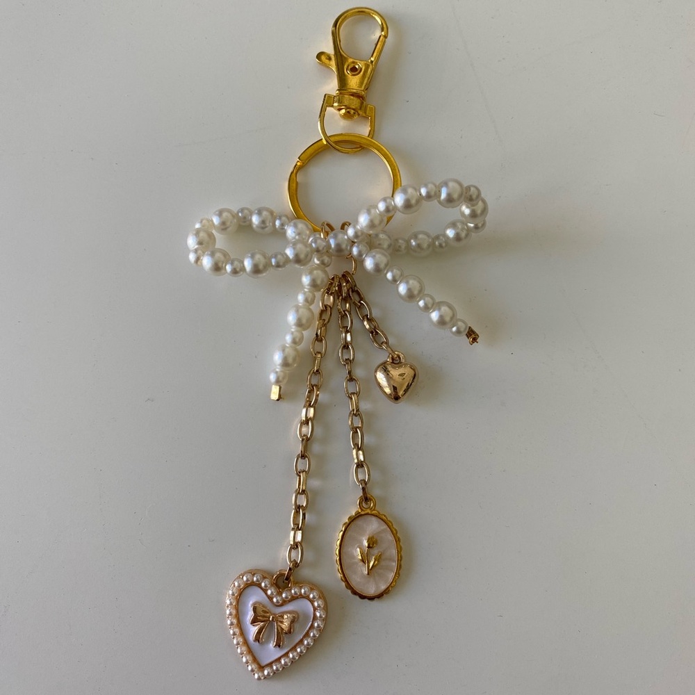 Pearl Bow Charm Keychain with Gold Accents